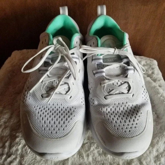 𝅺Nike Running React Miler  2 Sneakers Platinum Tint/Green Glow/White 8 - Picture 4 of 13